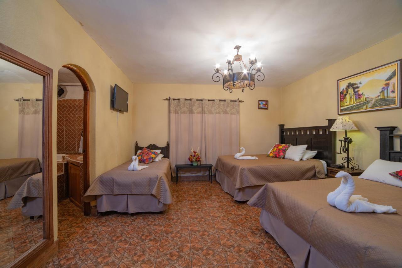Hotel Gran Plaza Euromaya Antigua Extérieur photo