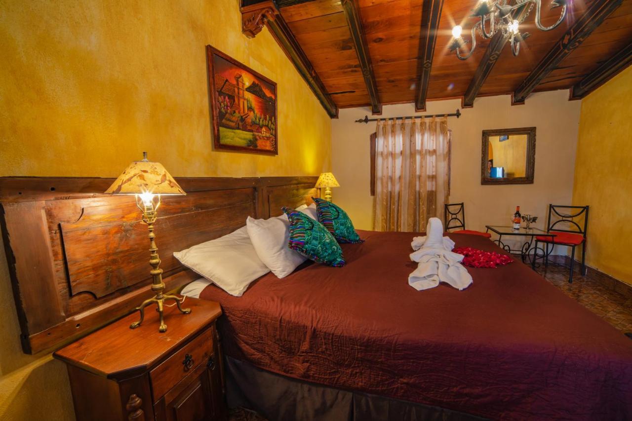 Hotel Gran Plaza Euromaya Antigua Extérieur photo
