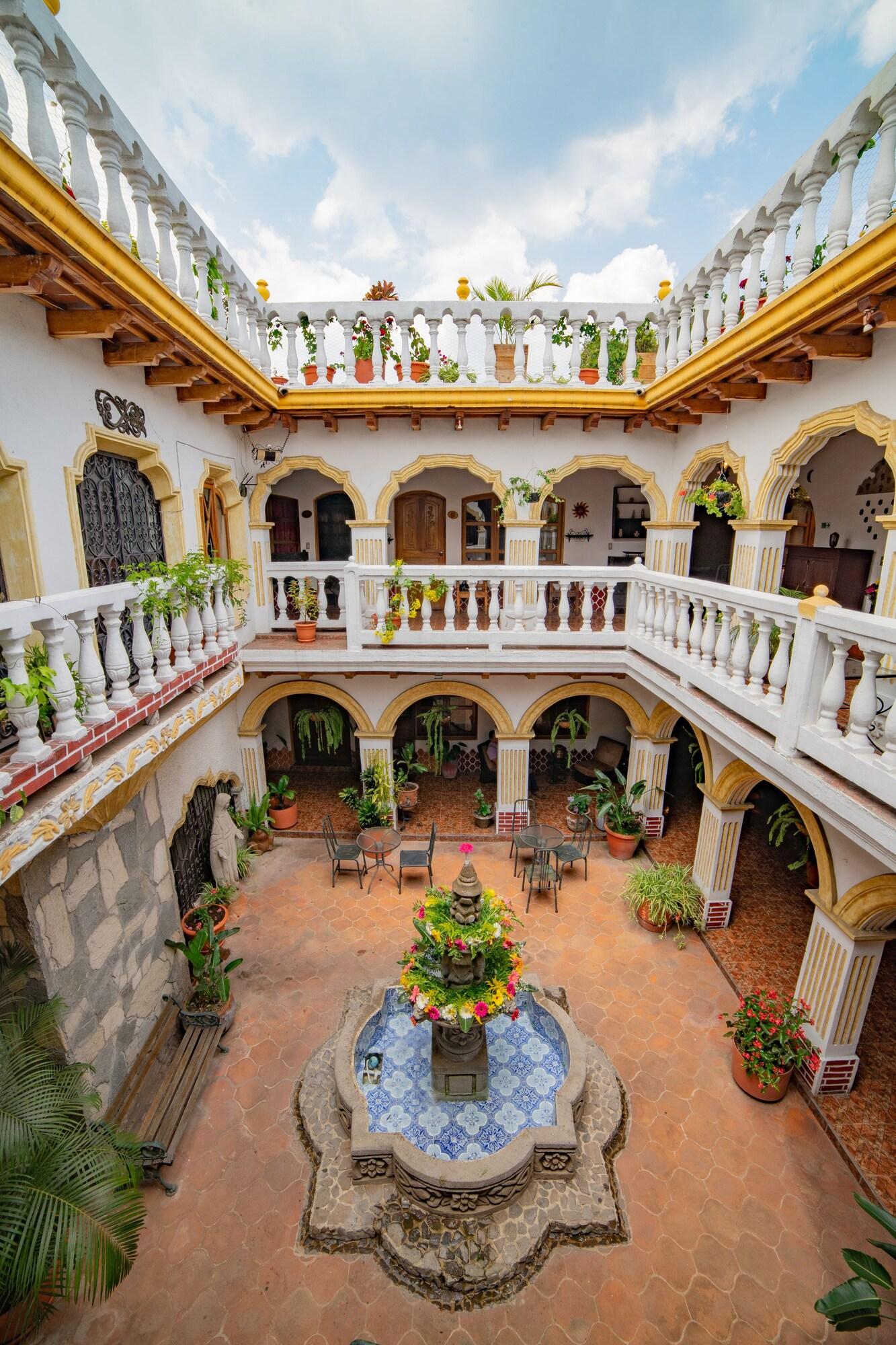 Hotel Gran Plaza Euromaya Antigua Extérieur photo