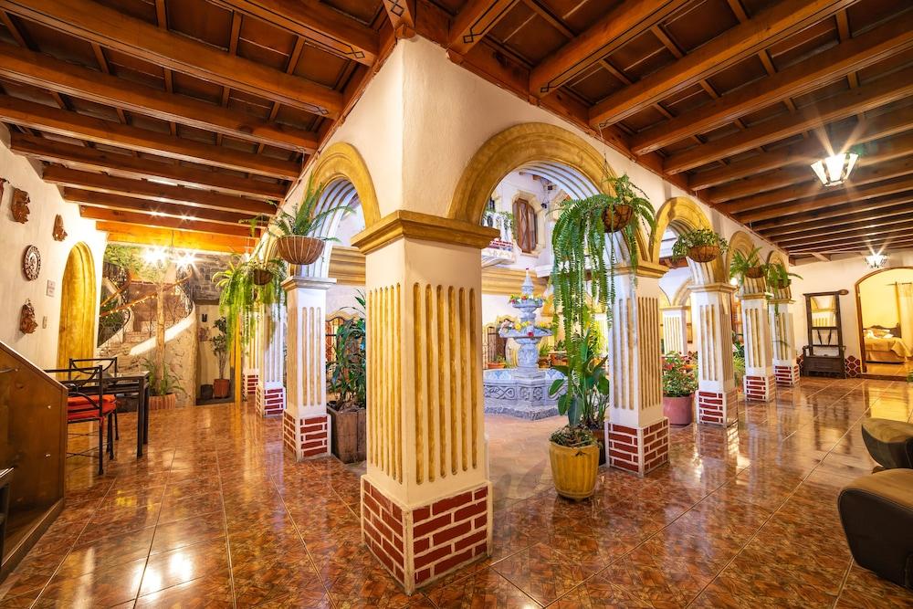 Hotel Gran Plaza Euromaya Antigua Extérieur photo