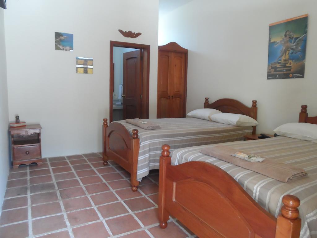 Hotel Gran Plaza Euromaya Antigua Chambre photo